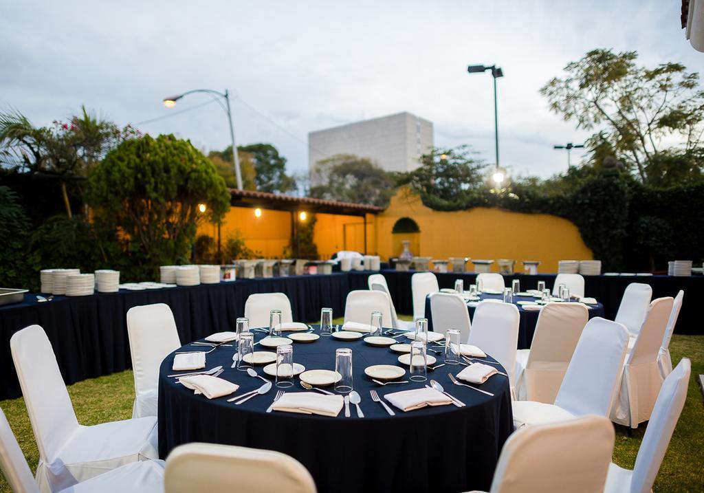 Mision Guadalajara Centro Historico Hotel Ngoại thất bức ảnh