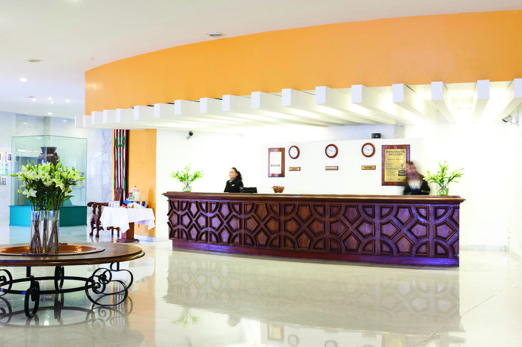 Mision Guadalajara Centro Historico Hotel Ngoại thất bức ảnh